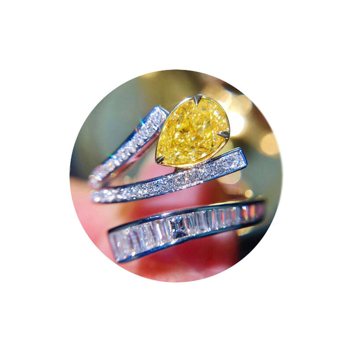Anillo abierto con exquisita joyería de temperamento.