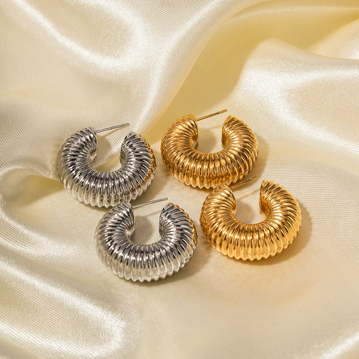 Pendientes de caracol de acero inoxidable de estilo europeo y minimalista: joyas bañadas en oro de 18 quilates para mujer