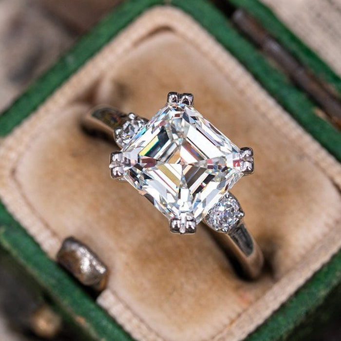 Anillo de diamantes de simulación retro para mujer, adecuado para dedos cortos y gruesos.