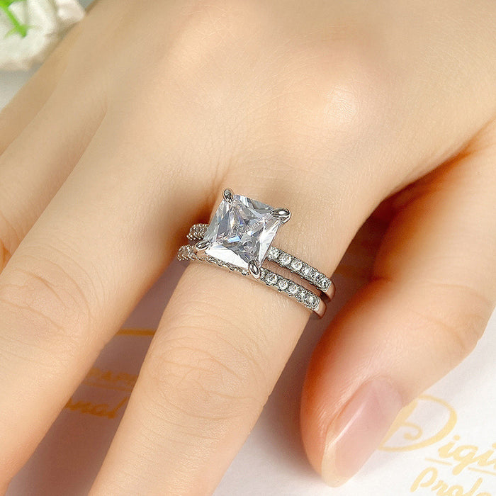 Square diamond four-claw princess ring super shiny