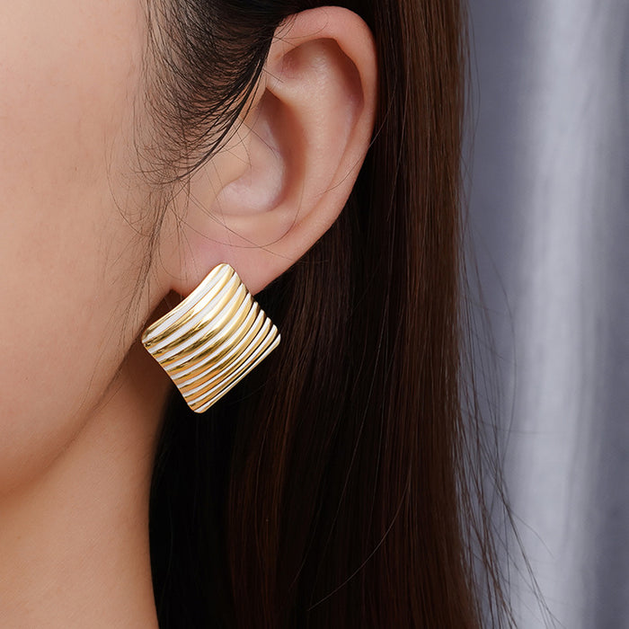 Internet celebrity love earrings, 18K gold square stripe earrings wholesale