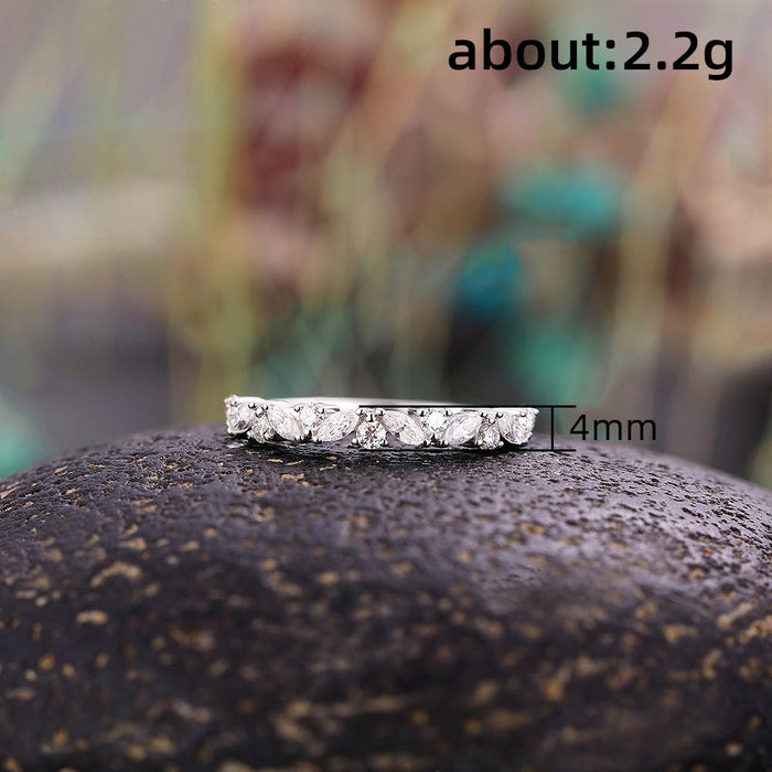 Anillo elegante de mujer con combinación de circón y gota de agua