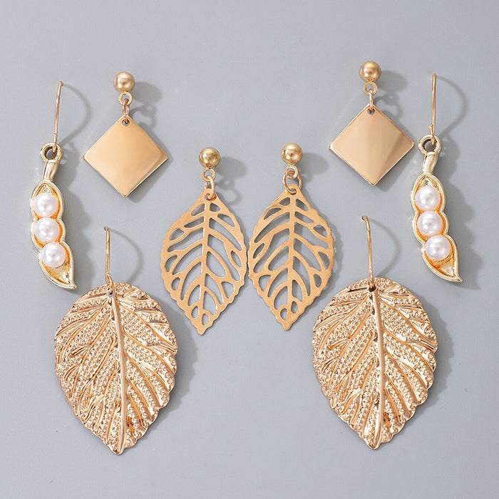 Vintage golden leaf pea temperament earrings four-piece set