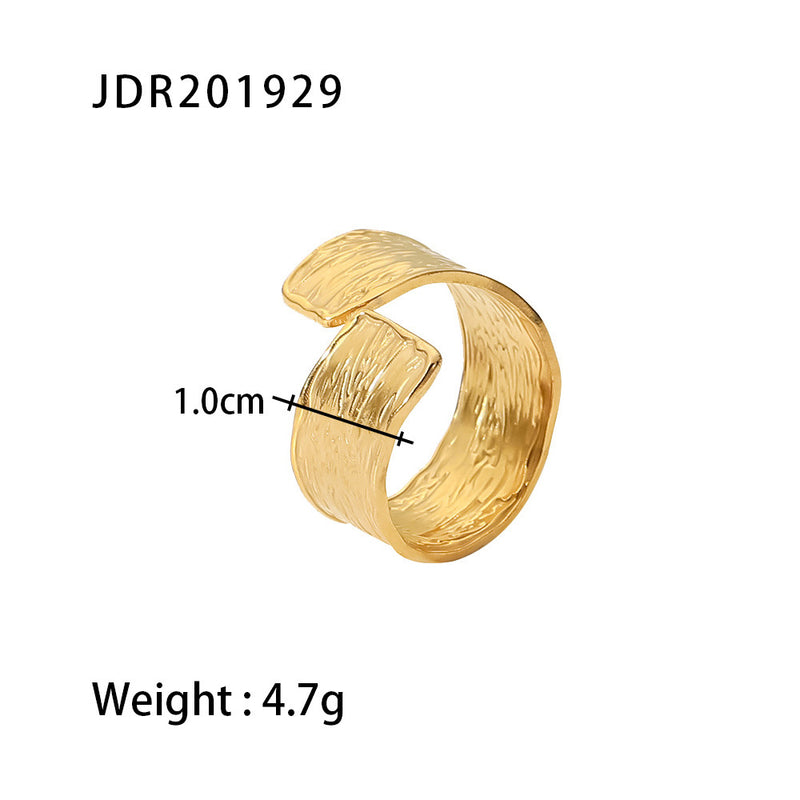 Stainless steel retro heart ring
