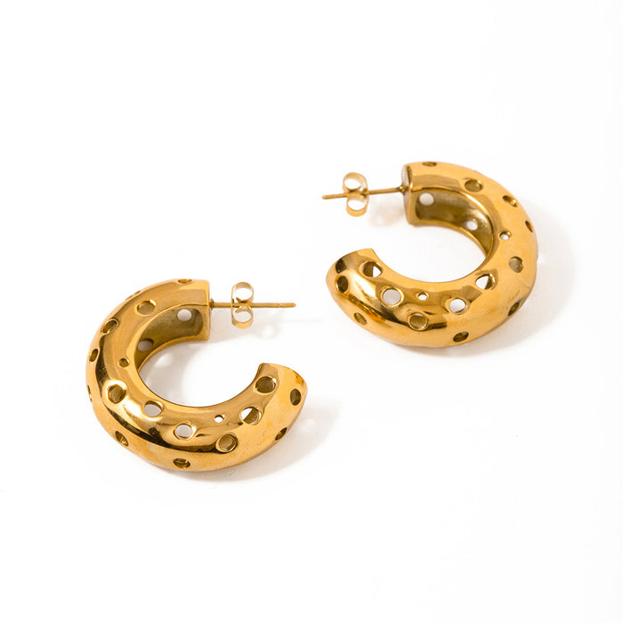 Pendientes redondos huecos en forma de C de acero inoxidable chapado en oro de 18 quilates: joyería de moda para mujeres