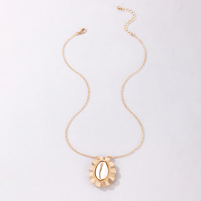 Shell Pendant Single-Layer Necklace - Alloy Geometric Flower Choker