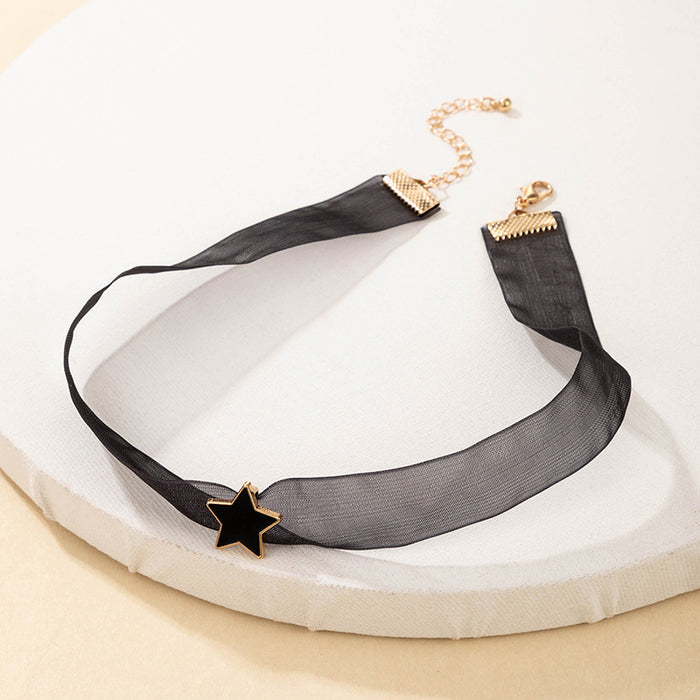 Black Star Oil Drop Mesh Choker Necklace with Geometric Star Pendant Design