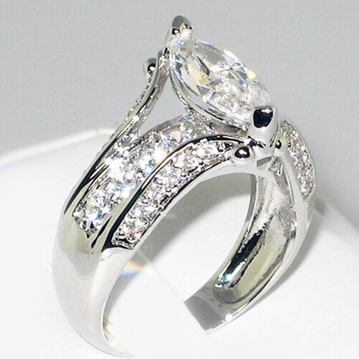 Horse Eye Geometric Three Ring Set Zircon Ladies Wedding