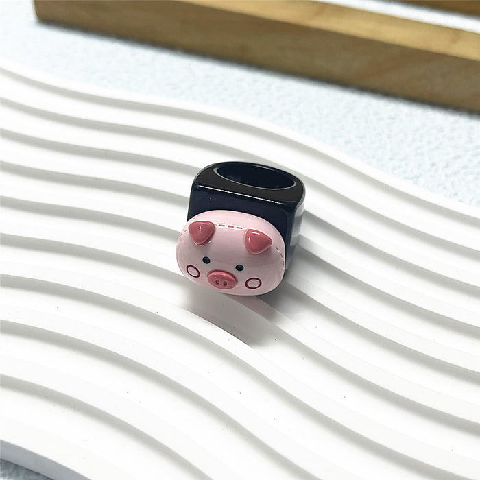 Colorful geometric bear resin closed ring