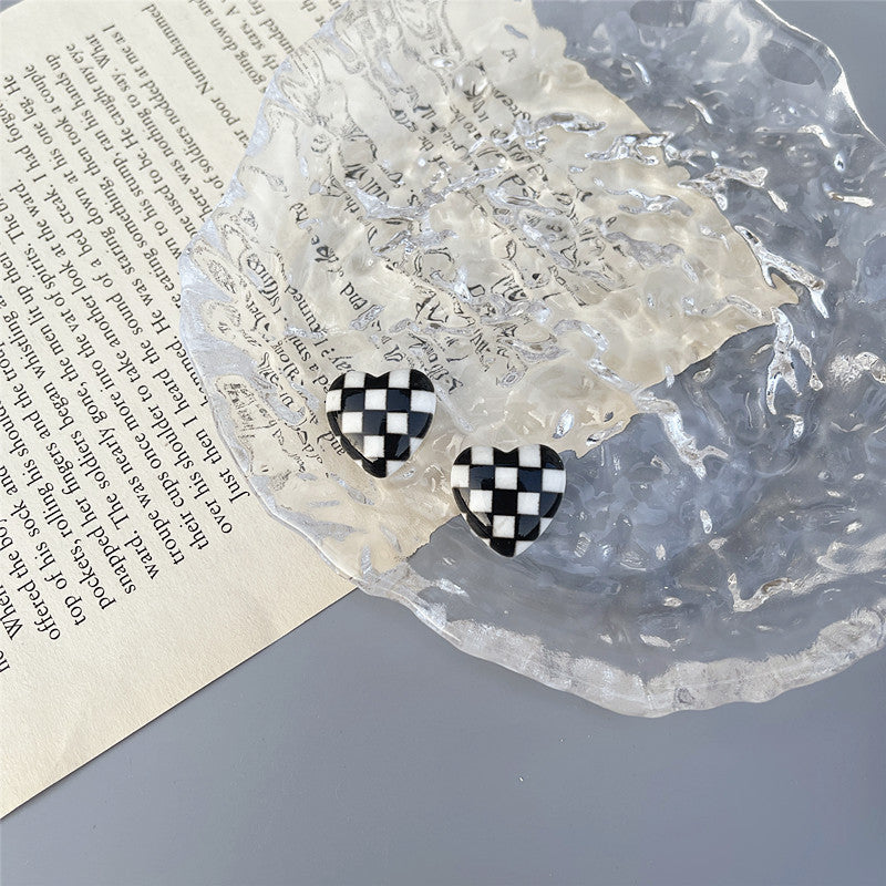 Japanese and Korean cold style retro checkerboard earrings personality 925 silver earrings - wallojewerly 