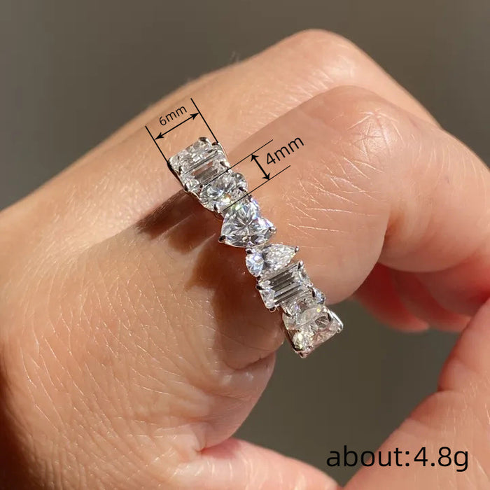 Women's geometric heart micro-inlaid zircon ring