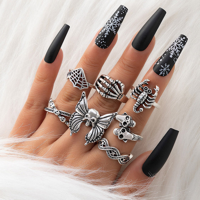 Gothic Skull Ring Set - 8-Piece Animal and Heart Rings for Women