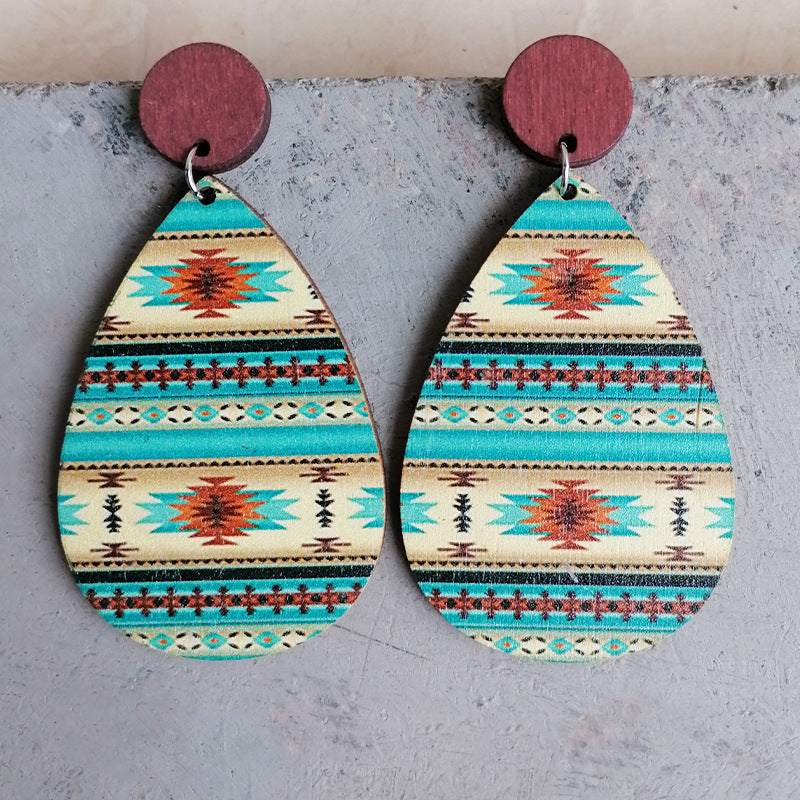 Wooden textured earrings