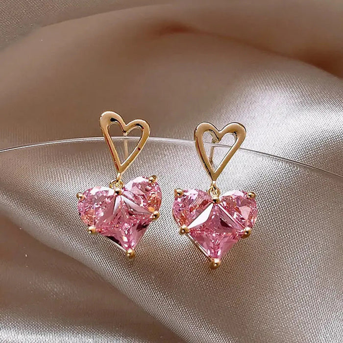 Pendientes de circonitas con forma de corazón rosa