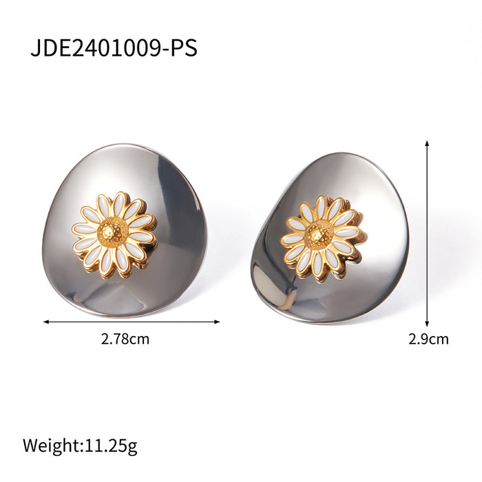 Pendientes de flores huecas de acero inoxidable bañados en oro de 18 quilates: joyería de moda