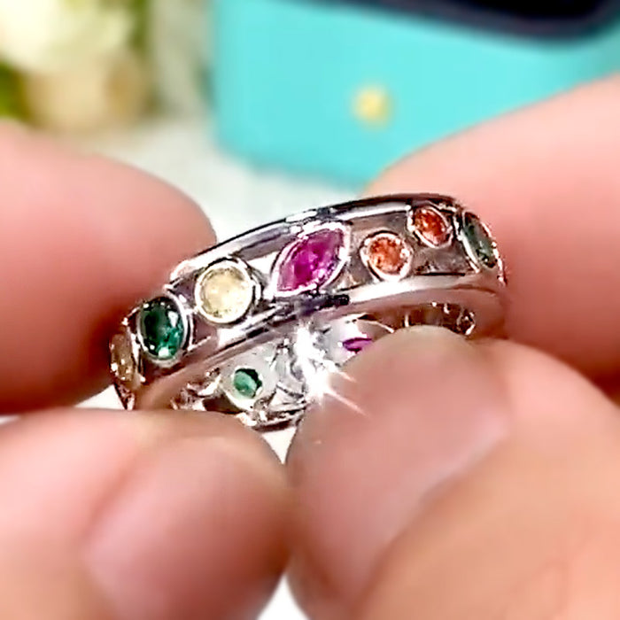 Hollow multi-color couple ring color zircon design