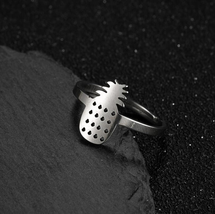 Retro hollow pineapple ring, European and American style stainless steel open ring wholesale