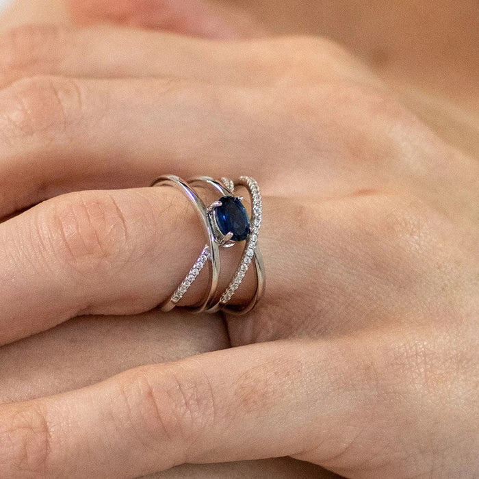 High-grade atmospheric rings with cross-layer winding lines
