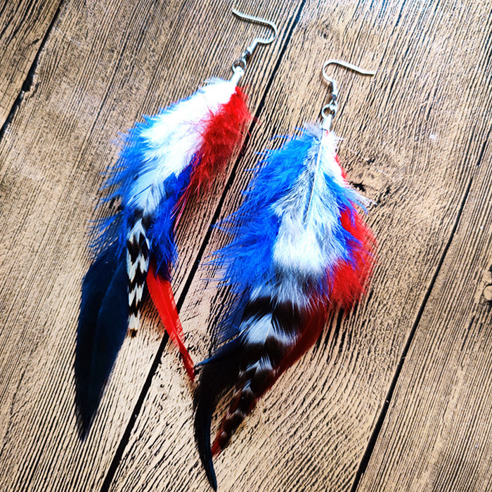 Pendientes de plumas naturales bohemios del Día de la Independencia con estilo salvaje