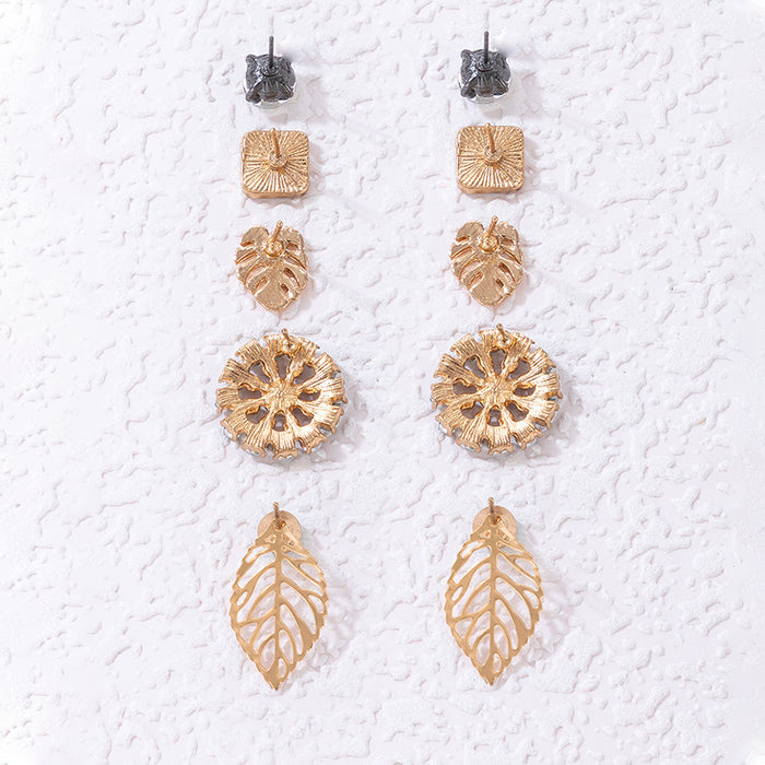 Hollow C-shaped earrings irregular earrings