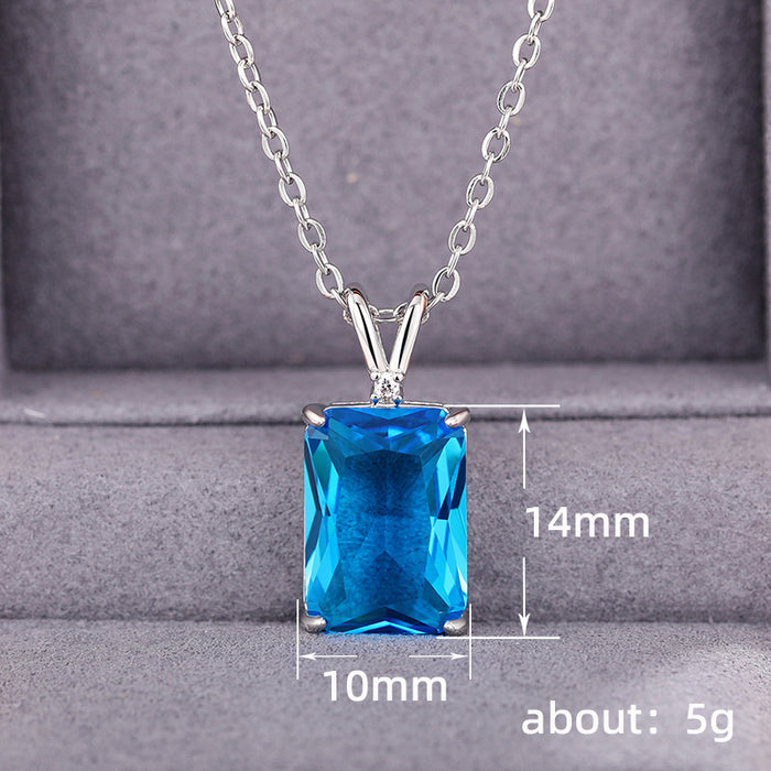 Square four-claw pendant clavicle chain exquisite light luxury necklace