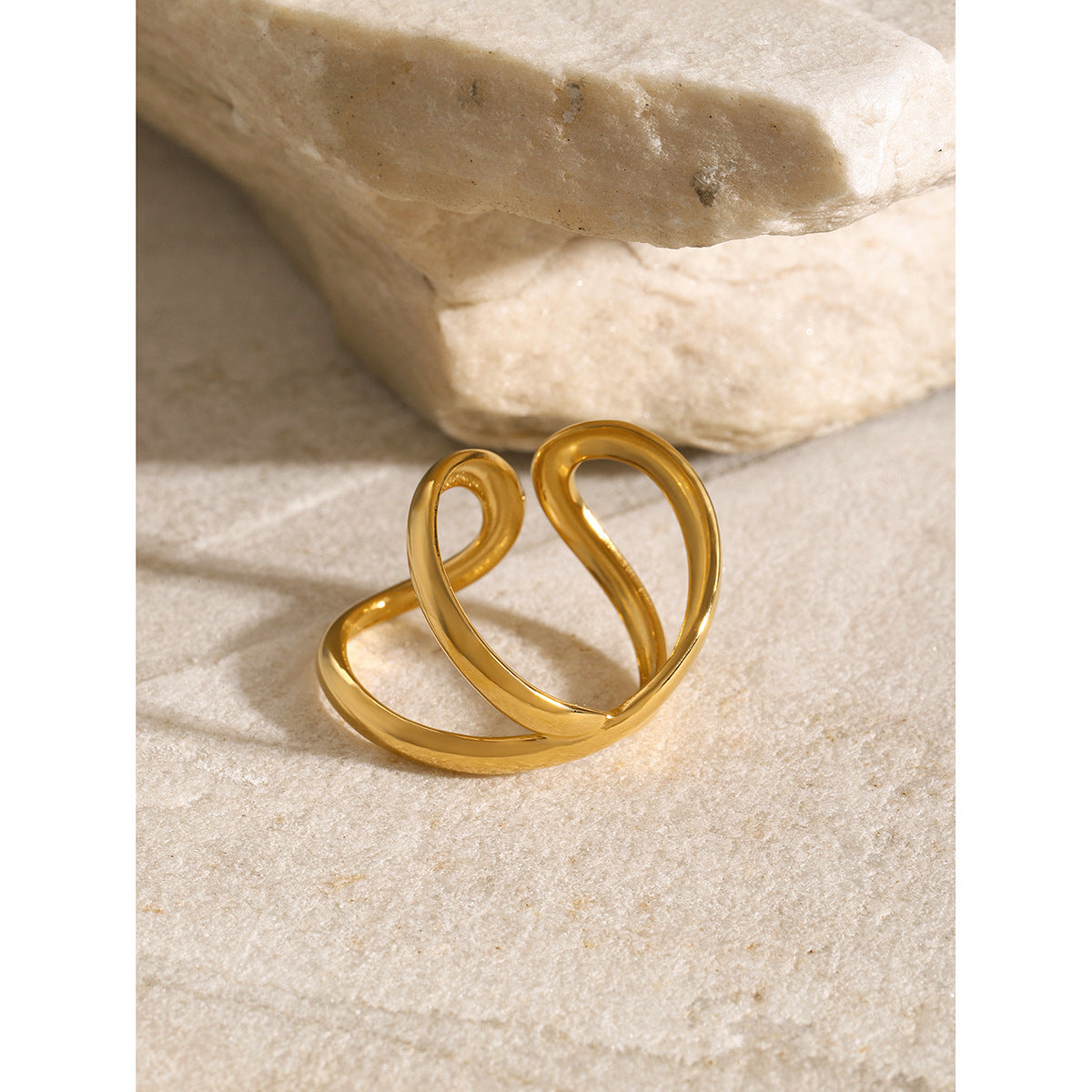 18K Gold Plated Stainless Steel Wave Design Ring - Unique and Chic