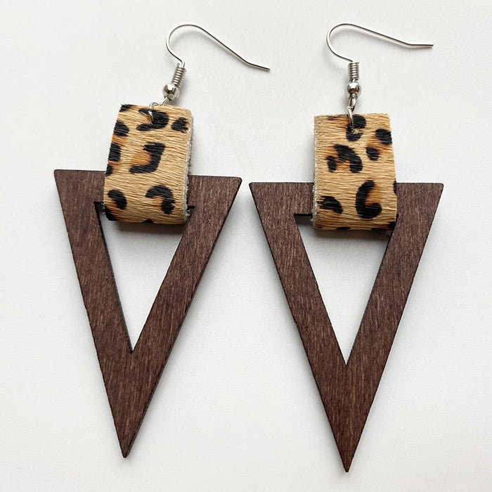 Wooden triangular earrings