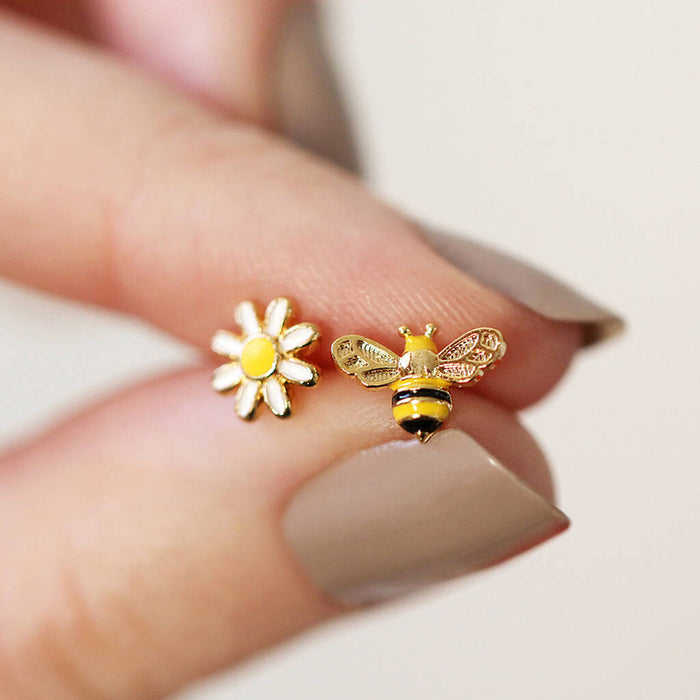 Small daisy earrings asymmetrical bee earrings