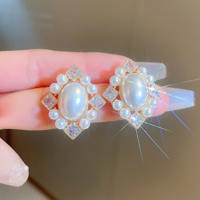 Palace style earrings cat eye imitation pearl earrings