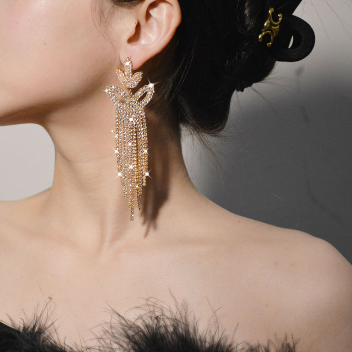 Leaf-Shaped Rhinestone Earrings - Sparkling Tassel Jewelry for a Sophisticated Look