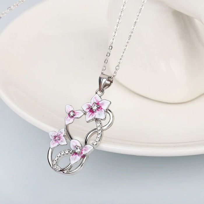 Butterfly Love Flower Pendant Flower Necklace Light Luxury Pendant