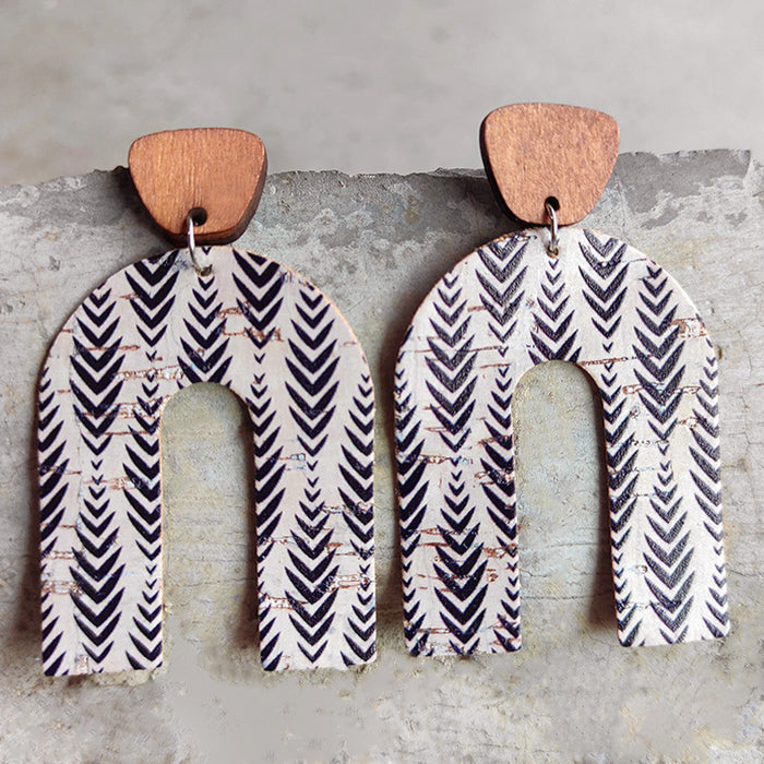 Wooden U-shaped earrings