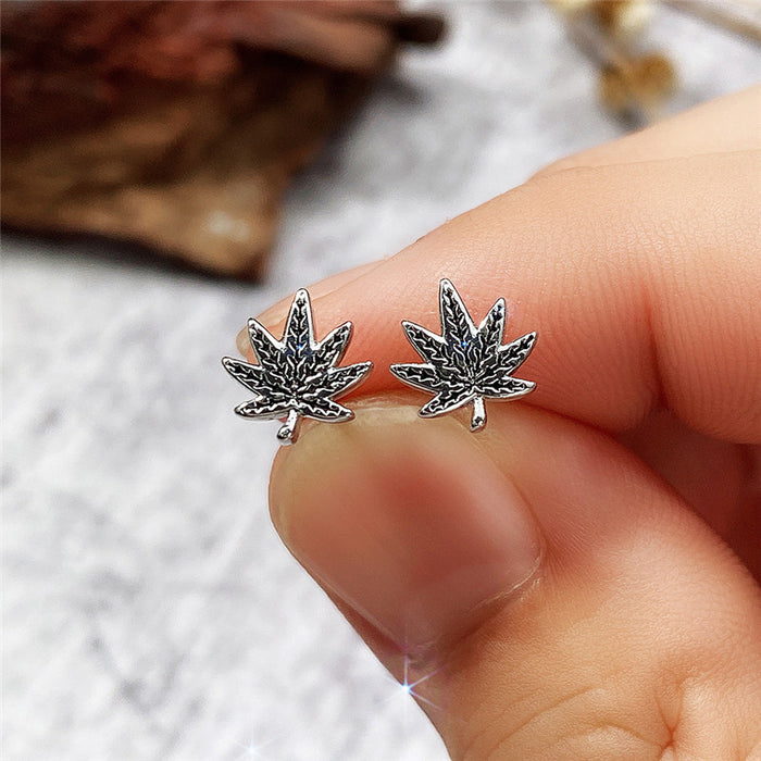 Maple Leaf Earrings Black Craft Design Earrings