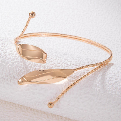 creative metal three-dimensional leaf open arm bracelet bracelet Arm chain jewelry