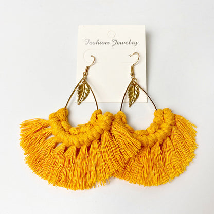 Plain Bohemian Tassel Earrings with Leaf Pendant for Vacations