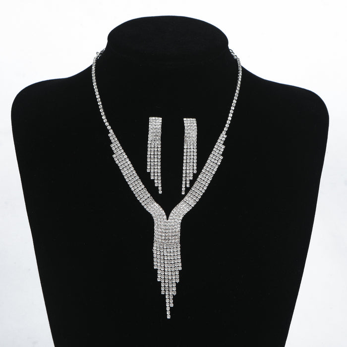 Collar con colgante de mariposa de lujo - Gargantilla con diamantes de imitación para mujer