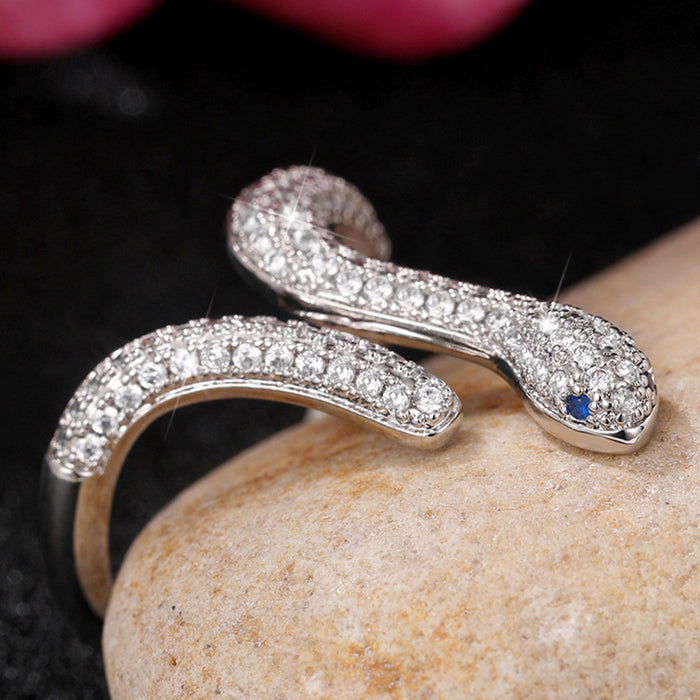 Anillo de serpiente súper brillante con circonita cúbica, diseño de nicho, anillo abierto de lujo ligero