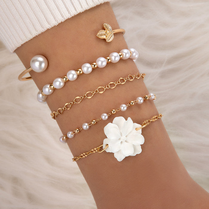 White Flower and Pearl Bracelet Set - Five-Piece Vacation Jewelry