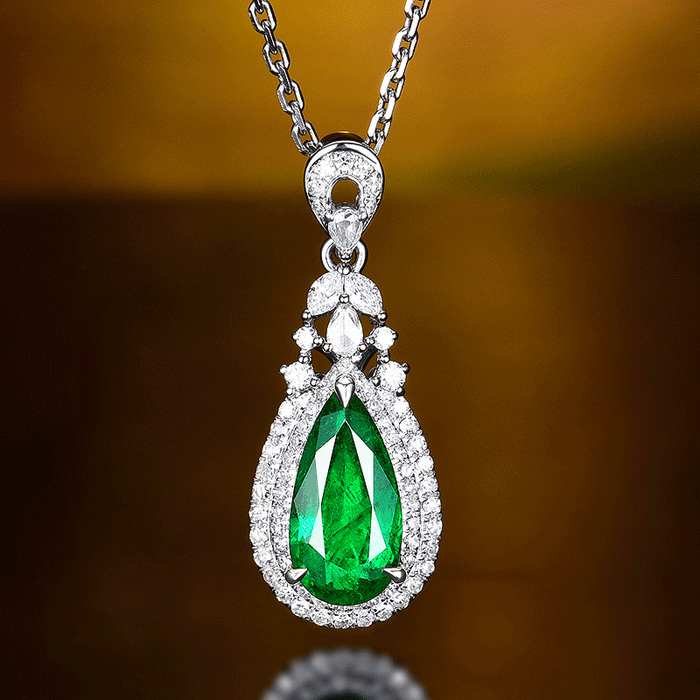 Simulated Emerald Zircon Pendant Necklace Clavicle Chain Jewelry