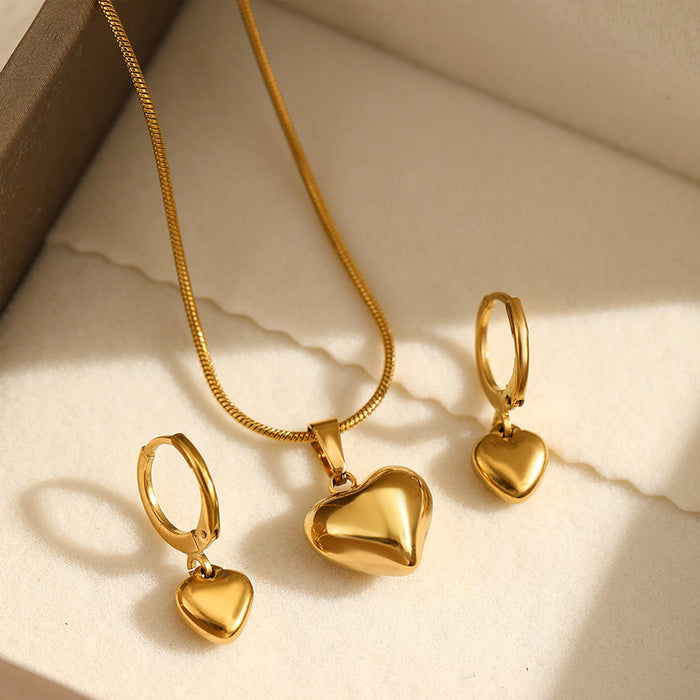 Wholesale stainless steel and titanium steel heart-shaped red necklaces