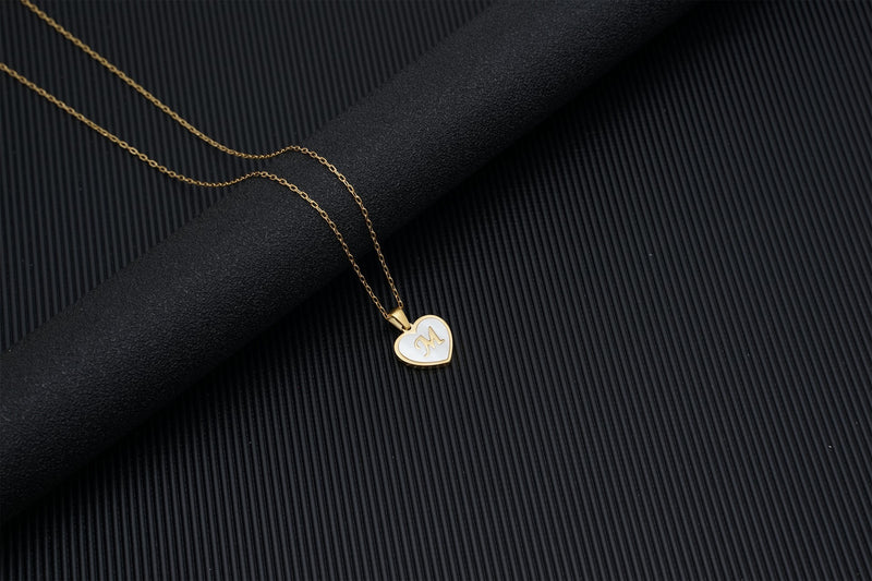 European and American 18K gold heart clavicle necklace, mother-of-pearl pendant letter necklace