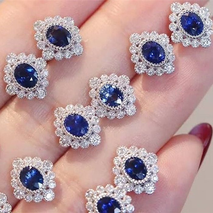 Pendientes de moda con diseño floral de circonita azul real en forma de diamante