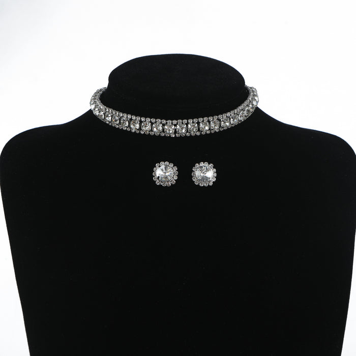 Conjunto de collar y pendientes con diamantes de imitación: joyas de lujo para novias y ocasiones especiales