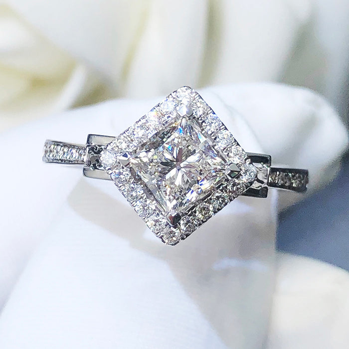 Hollow diamond zircon ring niche high-end wedding ring for women