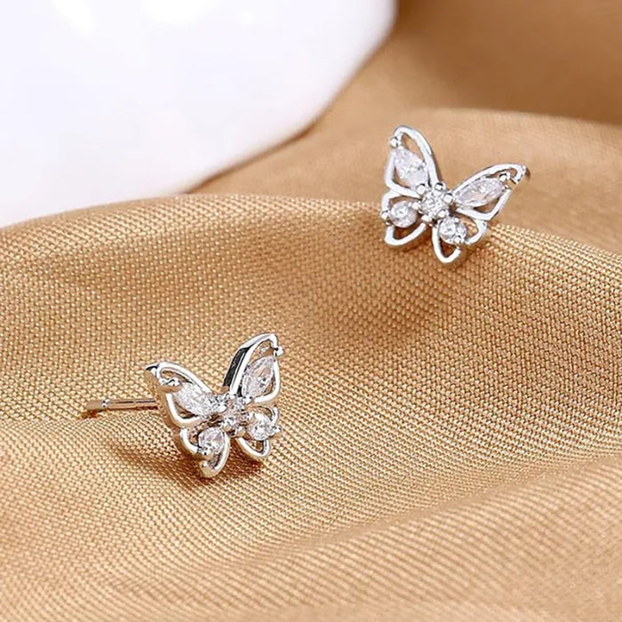 Exquisite butterfly earrings, super shiny and gentle earrings