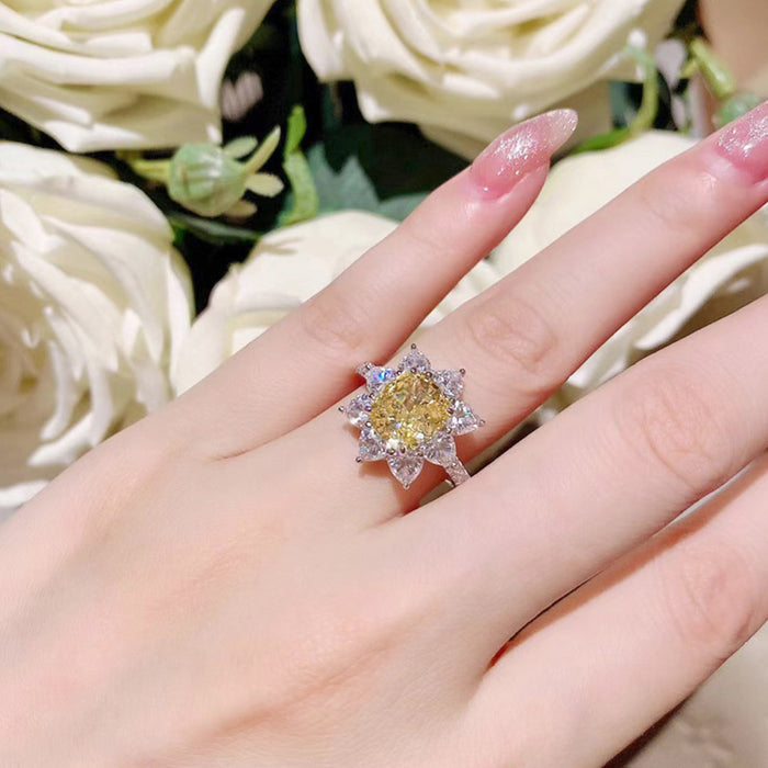 Anillo de citrino y circonita con forma de flor Anillo de diamantes amarillos de celebridades de Internet