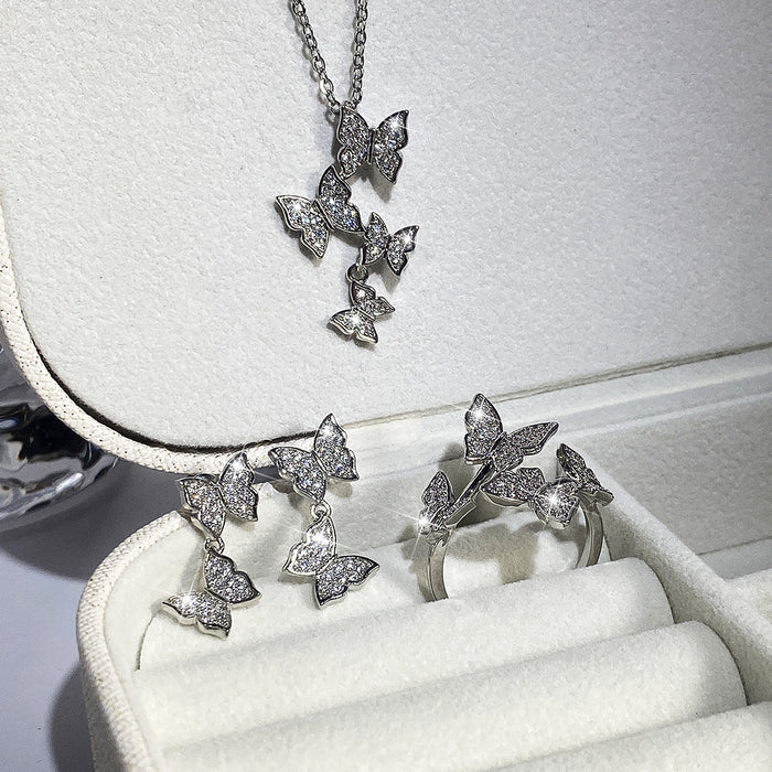 Four butterflies inlaid with diamond clavicle chain fashion set