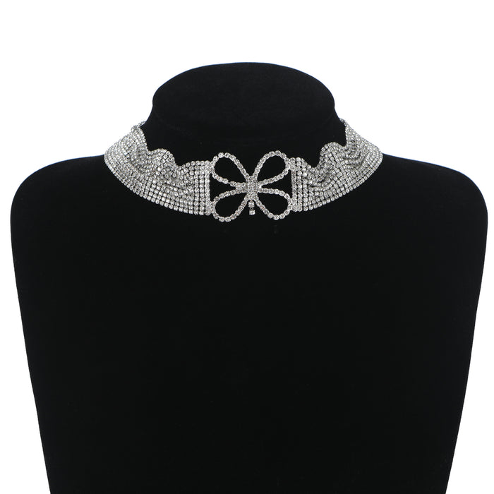 Collar con colgante LOVE: gargantilla creativa con diamantes de imitación geométricos