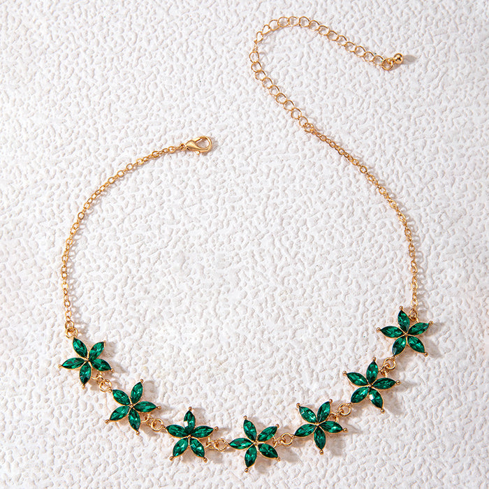 Emerald Flower Pendant Necklace with Gold Chain - Elegant and Minimalist Jewelry for Women