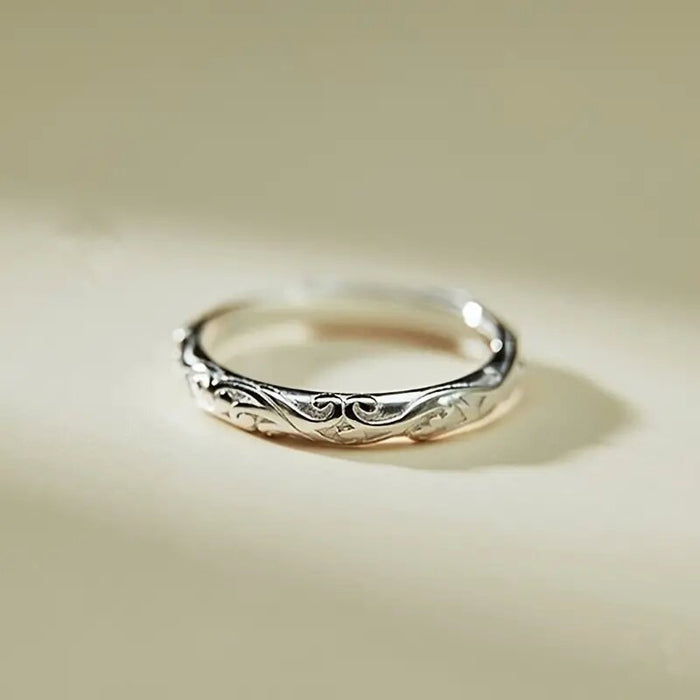 Patterned niche rings are hot selling the same style rings